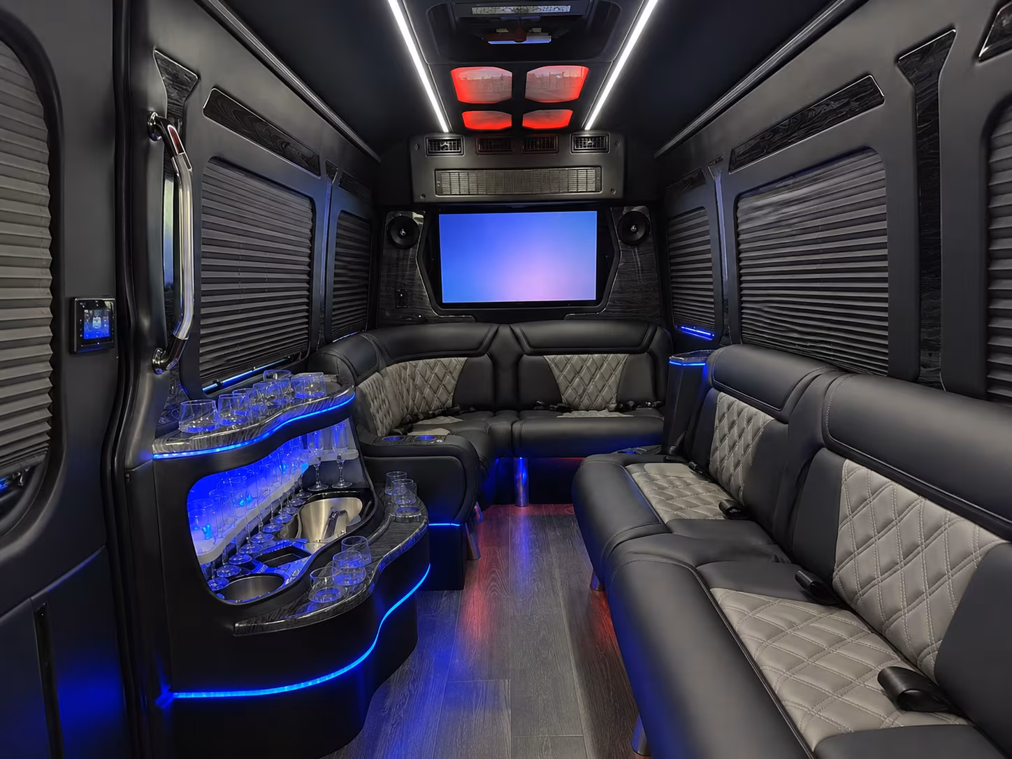 cross the skyla credit union amphitheatre off your list with a concert bus